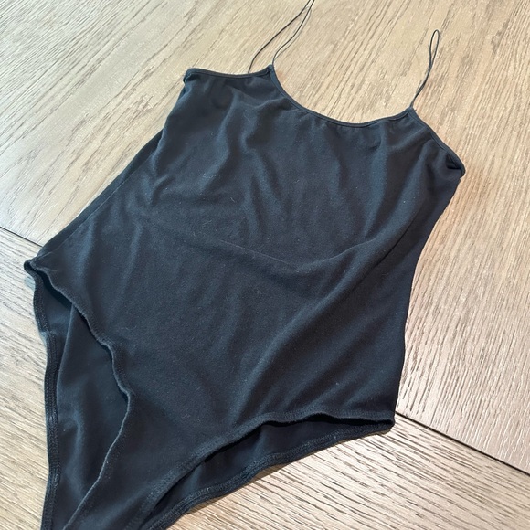 Heart & Hips Black Spaghetti Strap Bodysuit Size Small - Picture 2 of 8